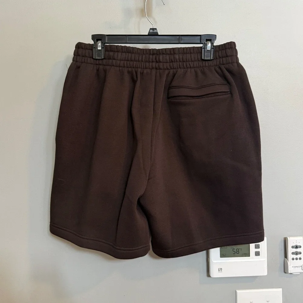 Under Armour Men's‎ UA Icon Heavyweight Fleece Shorts Brown Loose Fit Size L